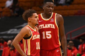 壹号入口 -明尼苏达森林狼训练开放日，赛后手感冰凉引欢呼，德甲在即，轮换策略成焦点 