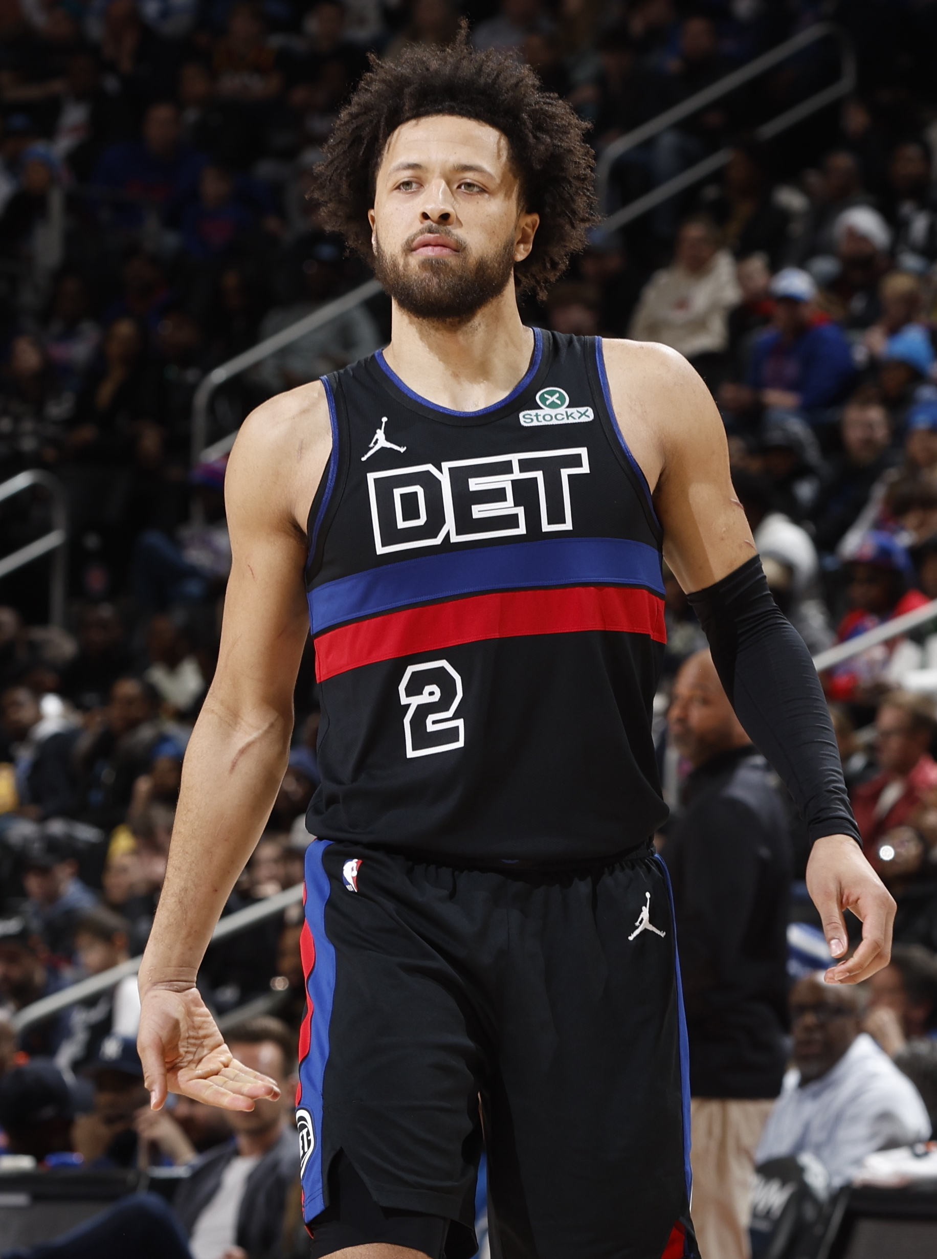 包含加时末段NBA总决赛传出新动向，菲尼克斯太阳完成体检，管理层表态——悬念犹存，资深球员宣示担当的词条